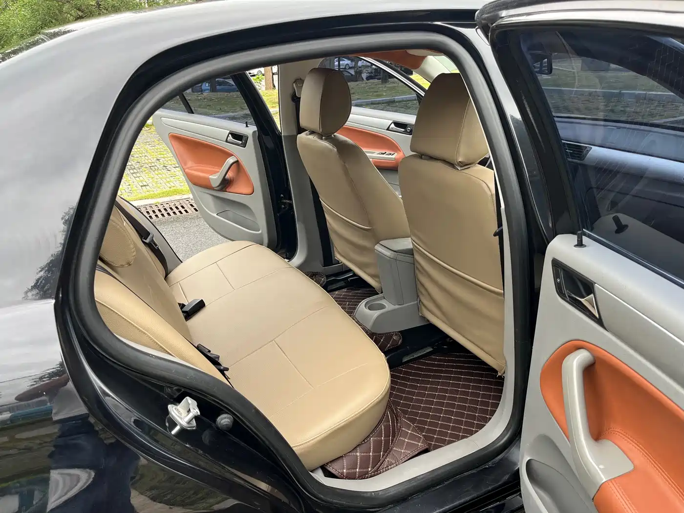 Volkswagen Bora 2011 2011 1.6L Automatic Fashion