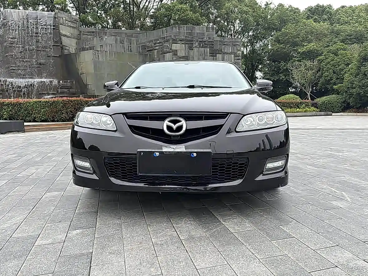 Фото 2 - Mazda 6