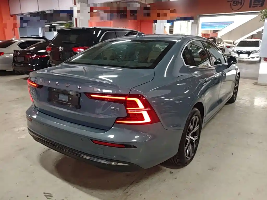 Volvo S60 2024 2024 B4 Elegance Luxury Edition