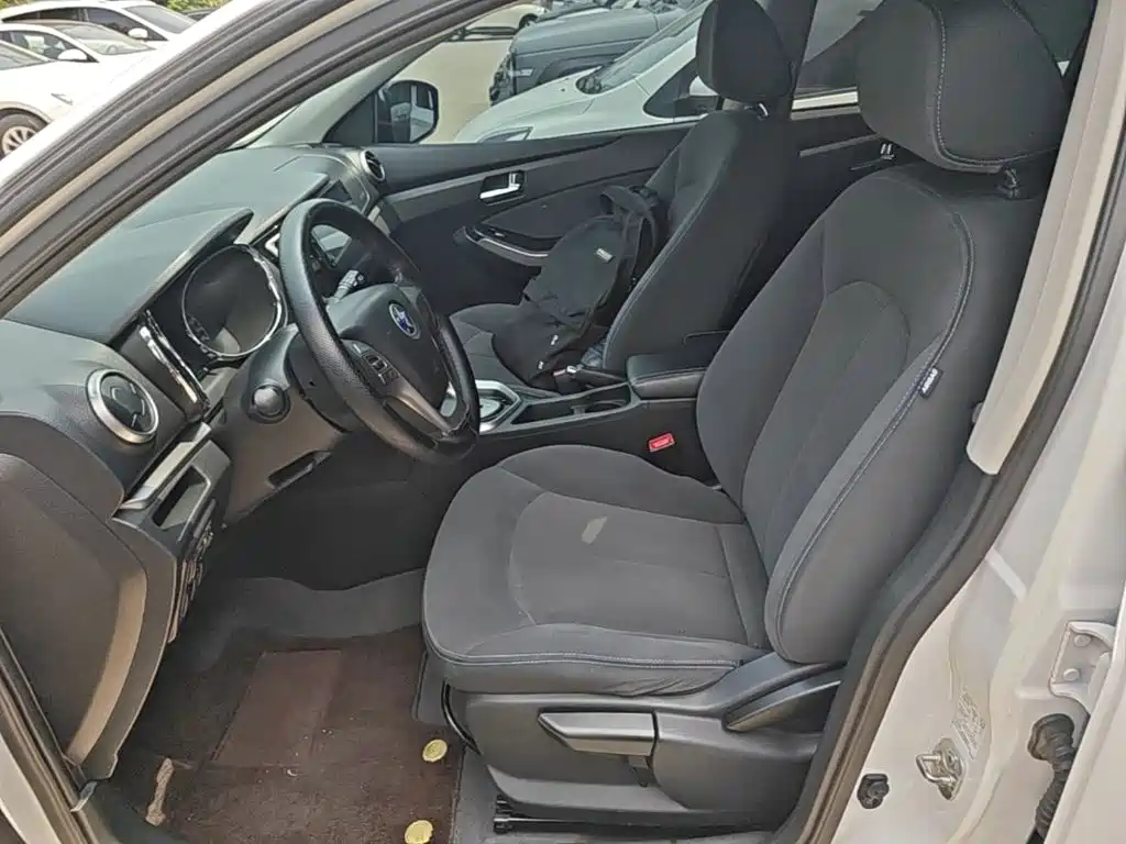 Venucia T70 2017 2016 2.0L CVT Rui Xing Edition