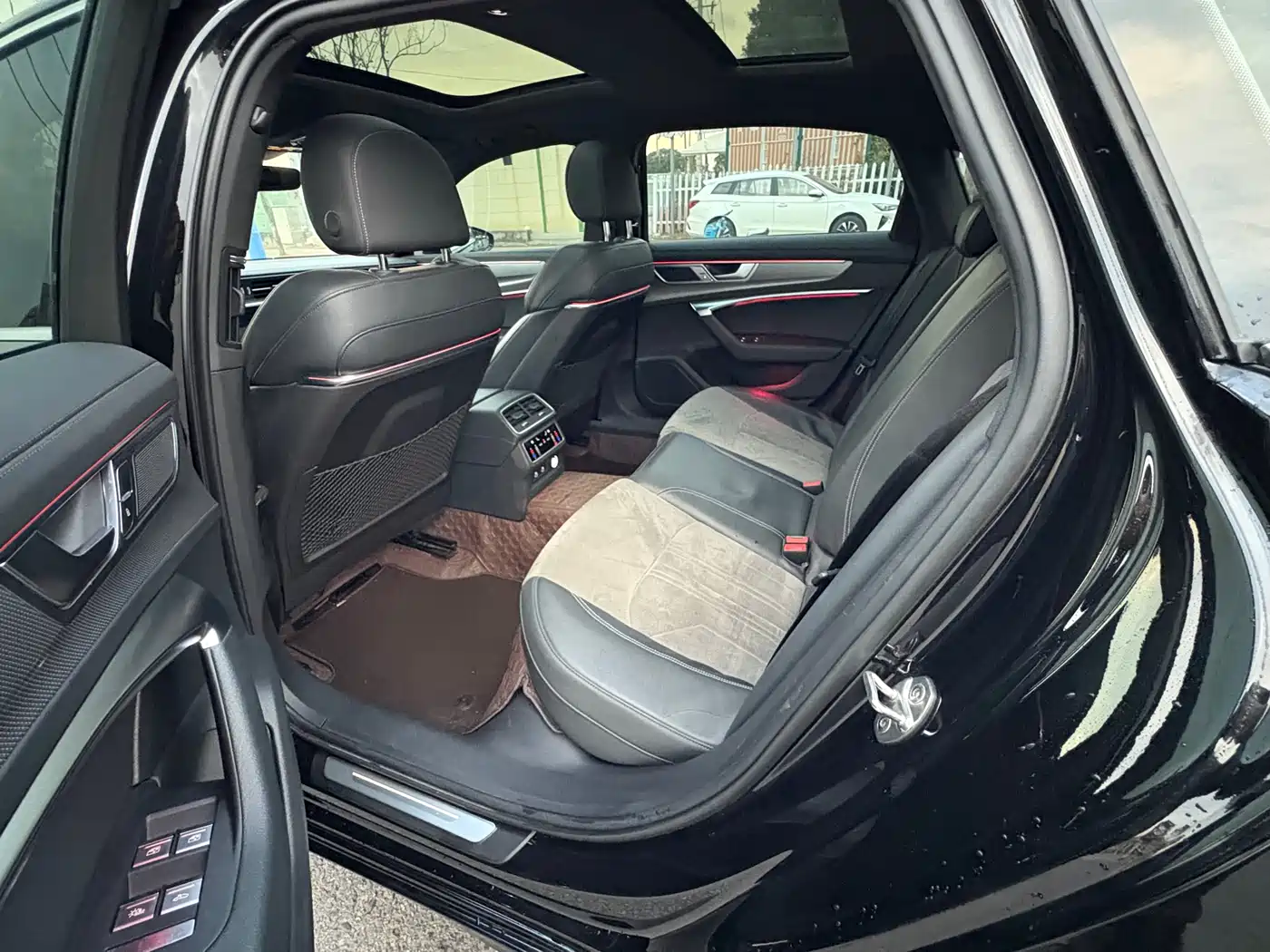 Audi A6L 2024 45 TFSI Premium Dynamic фото 9