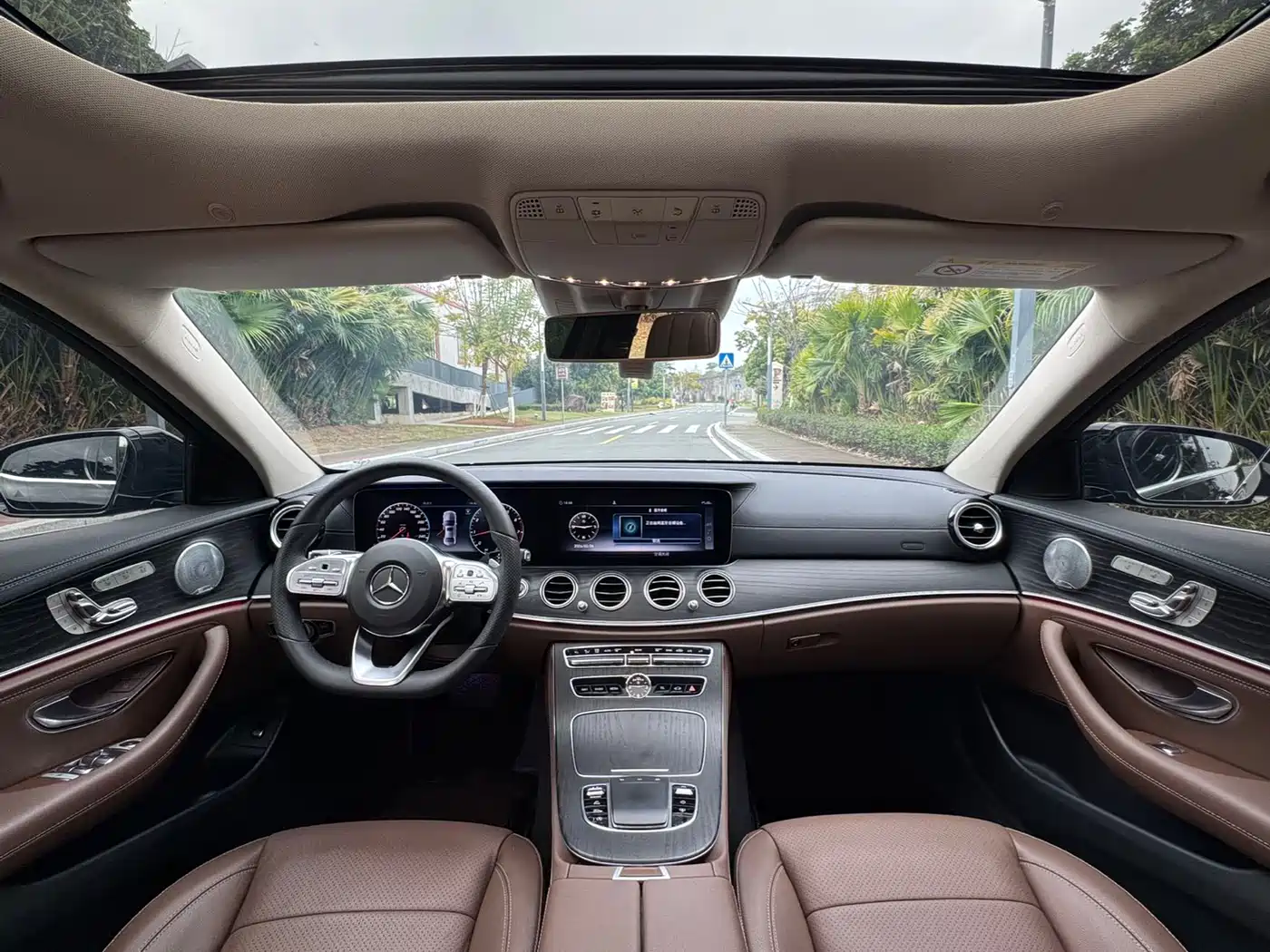 Mercedes-Benz E-Class 2020 Facelift E 300 L Sport Exclusive фото 7