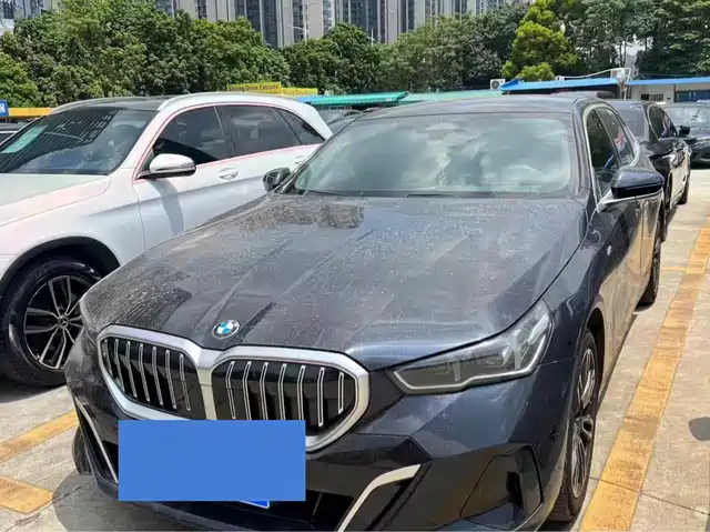 BMW 5 Series 2024