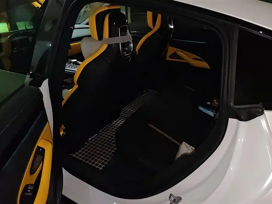 XIAOMI CAR XIAOMI SU7 ULTRA