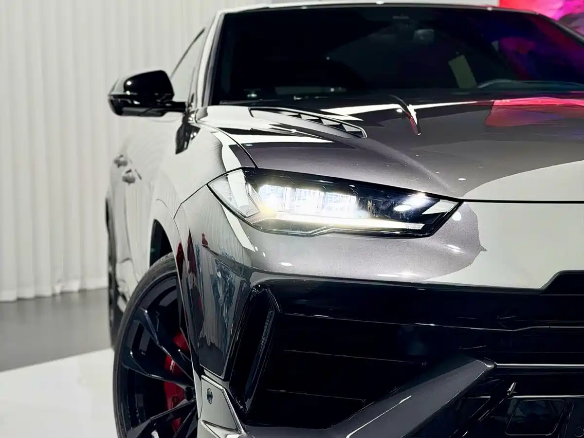 Lamborghini Urus 2024 2023 4.0T V8 S