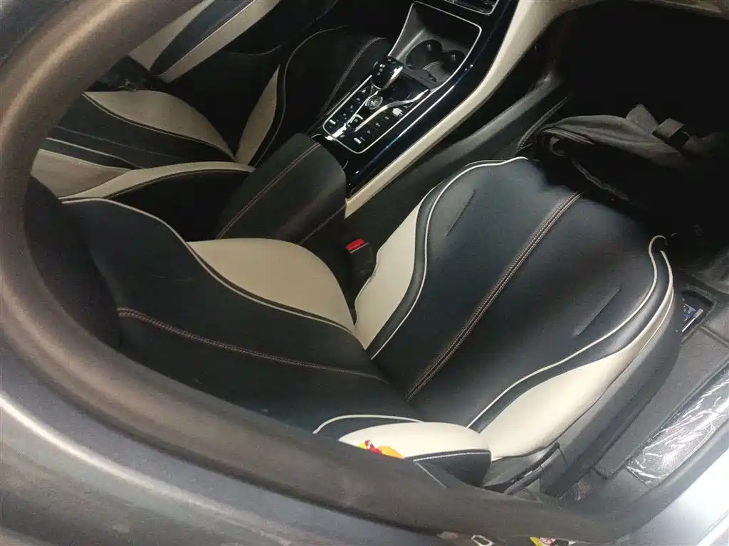 BYD Qin PLUS 2021 DM-i 120KM Flagship фото 17