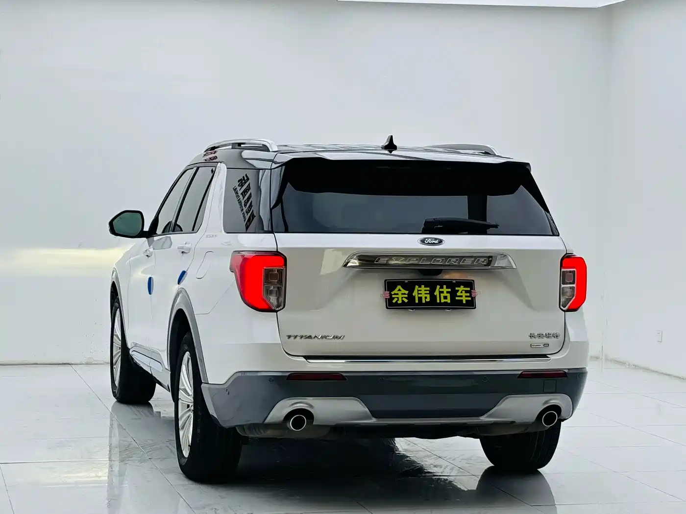 Ford Explorer 2021 2020 EcoBoost 285 AWD Titanium Edition 7-Seater