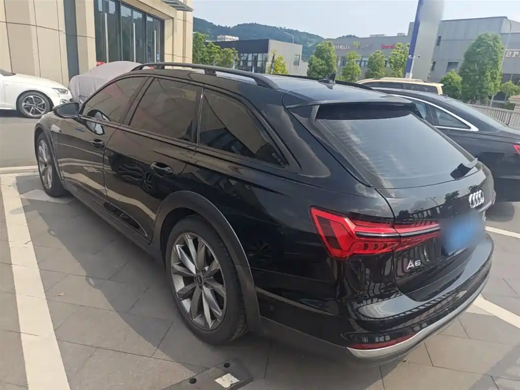 Audi A6 (Import) 2024 allroad quattro 55 TFSI Premium Off-road фото 5