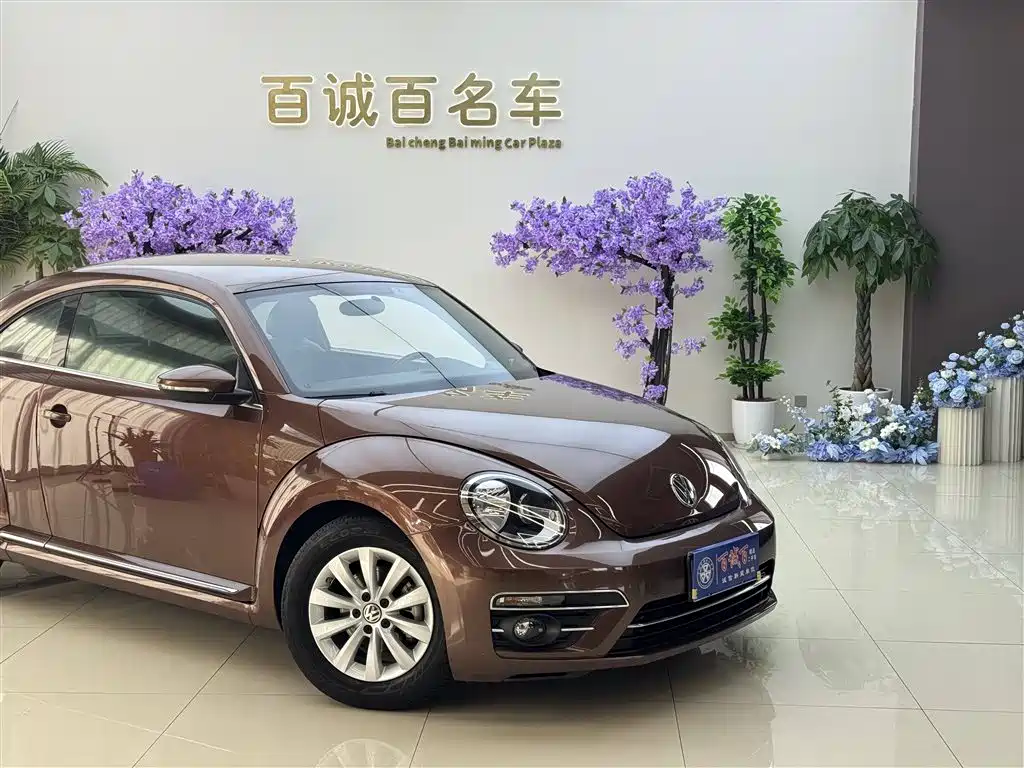 Volkswagen Beetle 2017 180TSI Enjoy фото 5