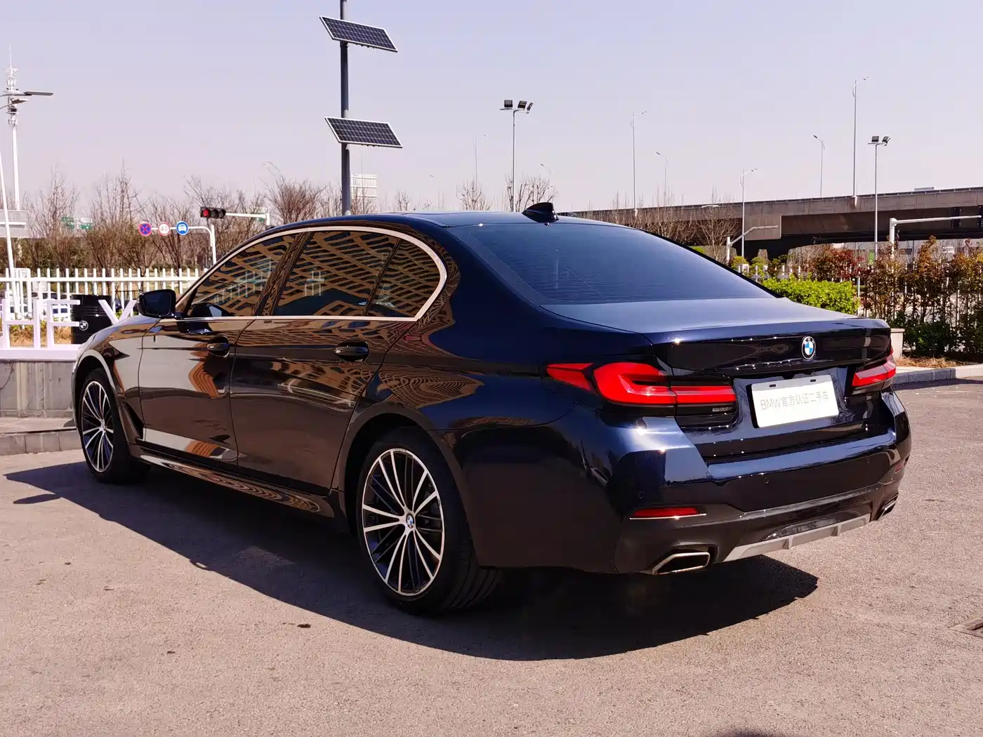 BMW 5 Series 2022 Facelift 530Li Leading M Sport Package фото 7