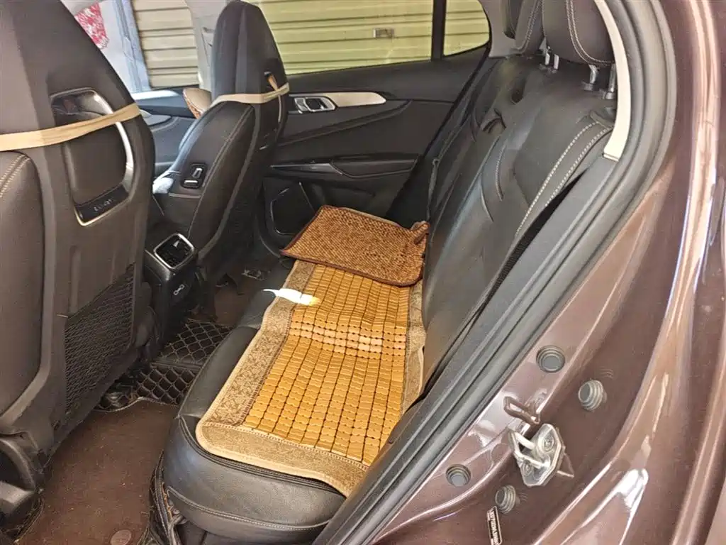 Lynk & Co 01 2019 2.0T 2WD Type Pro Version China V фото 17