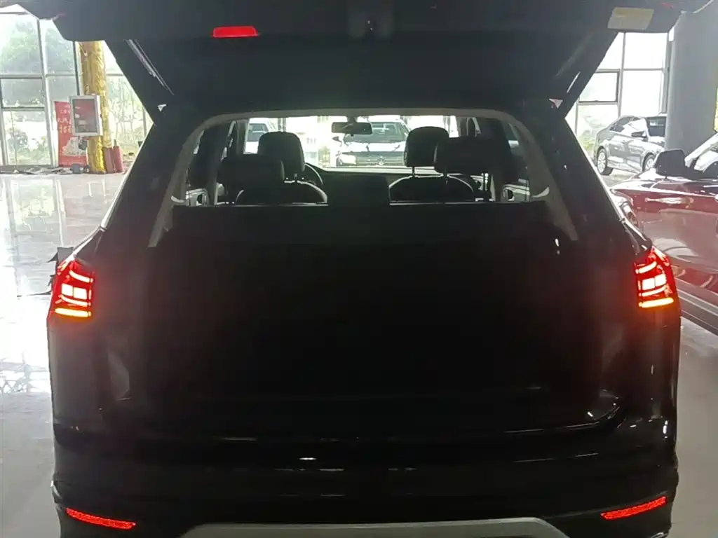 Volkswagen Tayron 2019 330TSI 2WD Luxury China V фото 19
