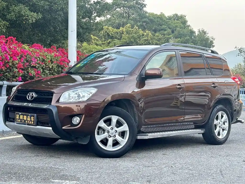 Toyota RAV4 Rongfang 2011 2.0L Automatic Classic Edition