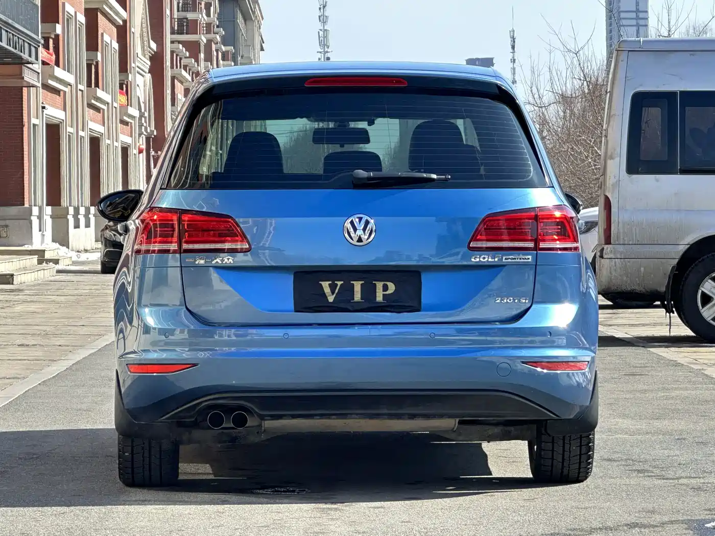 VOLKSWAGEN GOLF*JIAYU