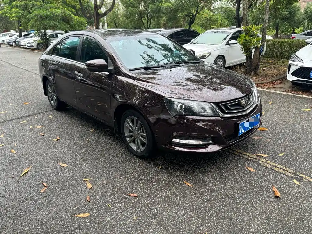 Фото 3 - Geely Emgrand