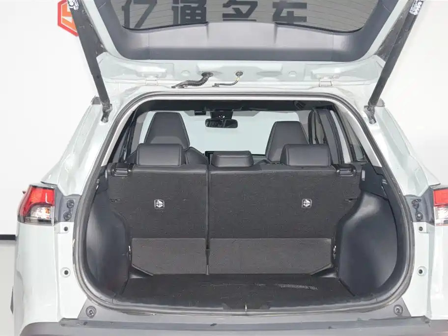 Toyota Corolla Cross 2022 2.0L Flagship Edition фото 22