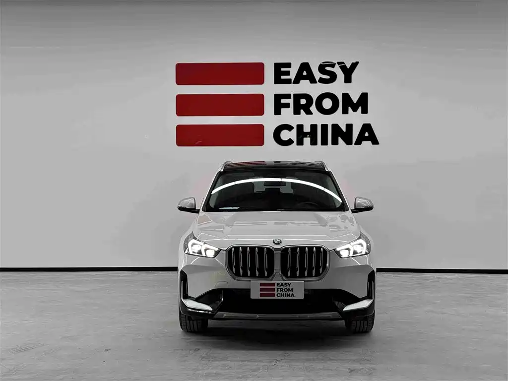 BMW X1 2023 sDrive20Li X Design Package фото 2