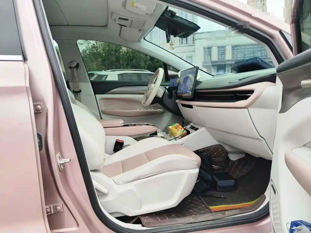 Geely Geometry M6 2023 2022 450 New Enjoyment