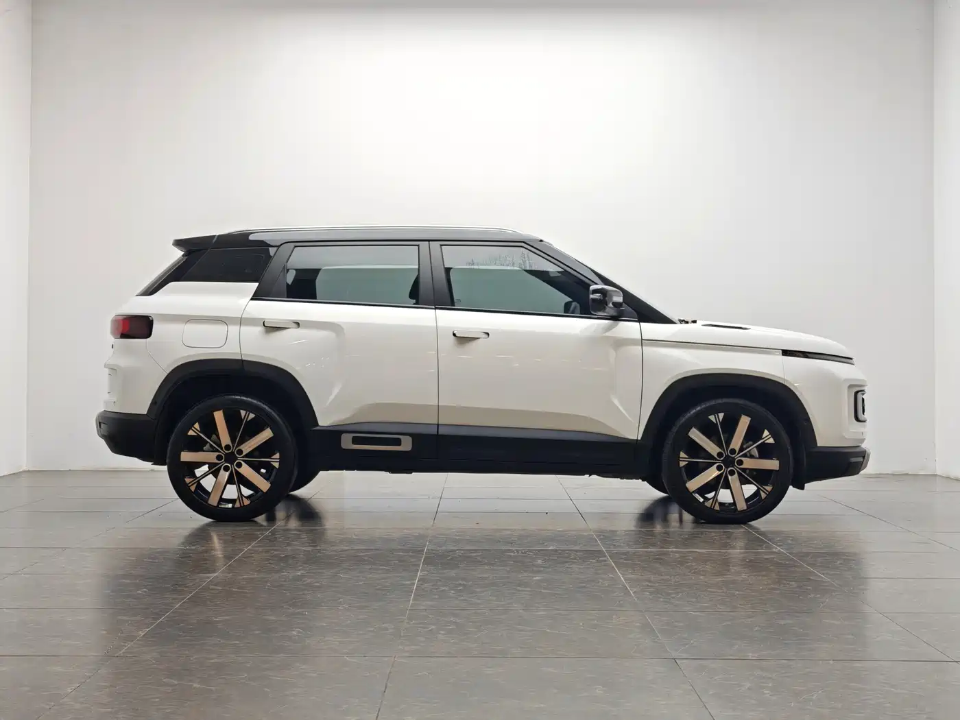 GEELY AUTOMOBILE GEELY ICON