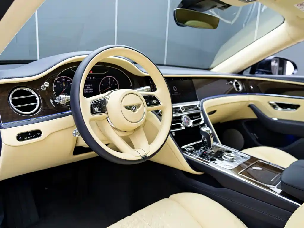 Bentley Flying Spur 2023 2022 4.0T V8 Standard