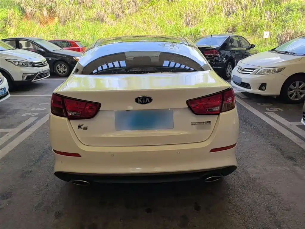 Kia K5 2014 2.0L Automatic LUXURY фото 6