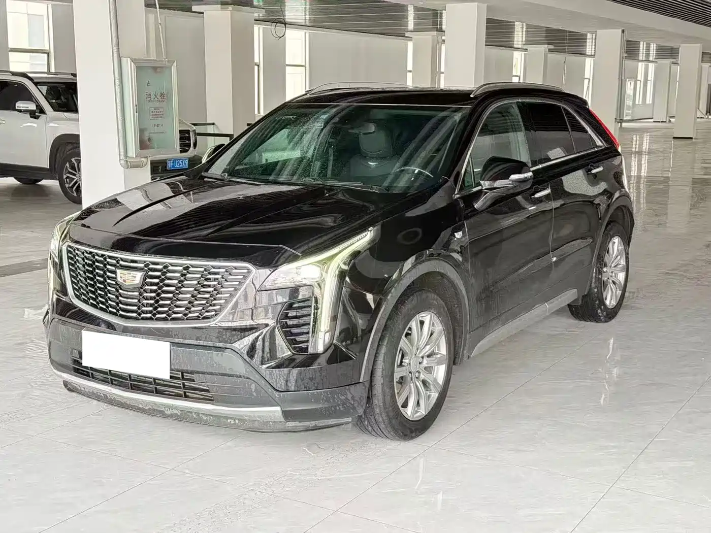 CADILLAC XT4