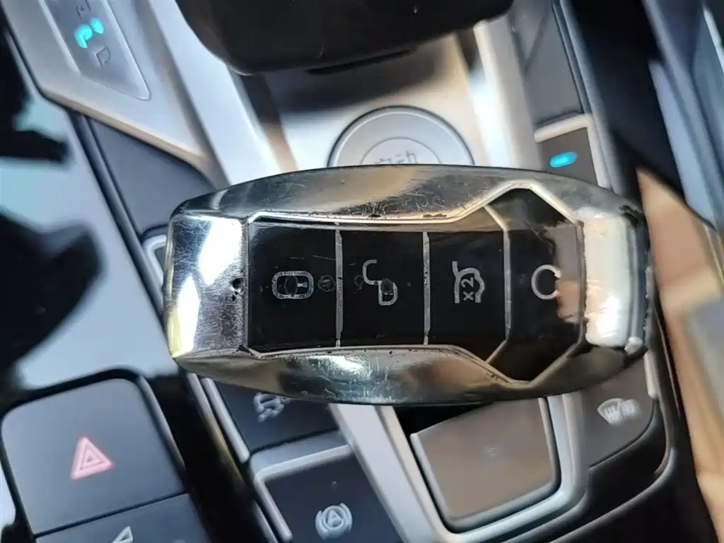 BYD Song Pro New Energy 2019 DM 1.5T 4WD Performance Luxury фото 9