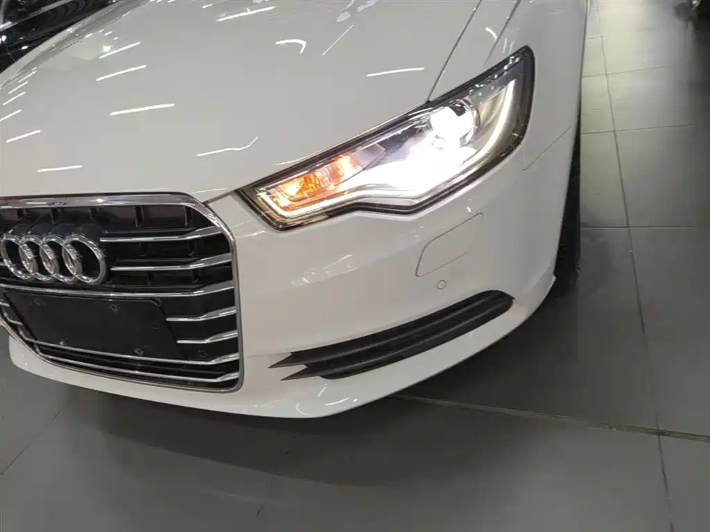 Audi A6L 2015 TFSI Millionth Anniversary Intelligent Leader Type фото 24