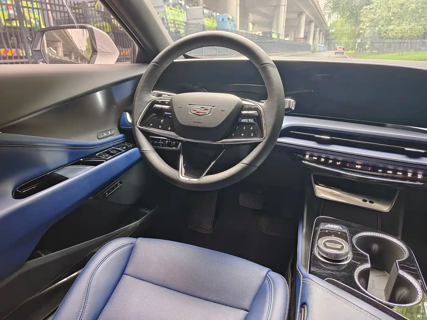 Cadillac GT4 2026 2023 25T Luxury Edition