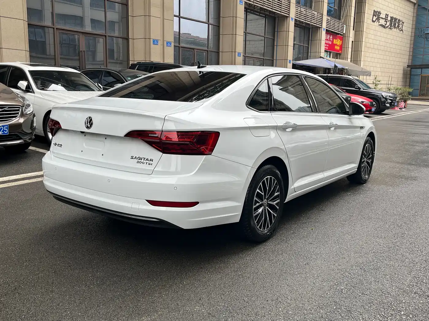 Volkswagen Sagitar 2021 200TSI DSG Comfort Smart Edition фото 4