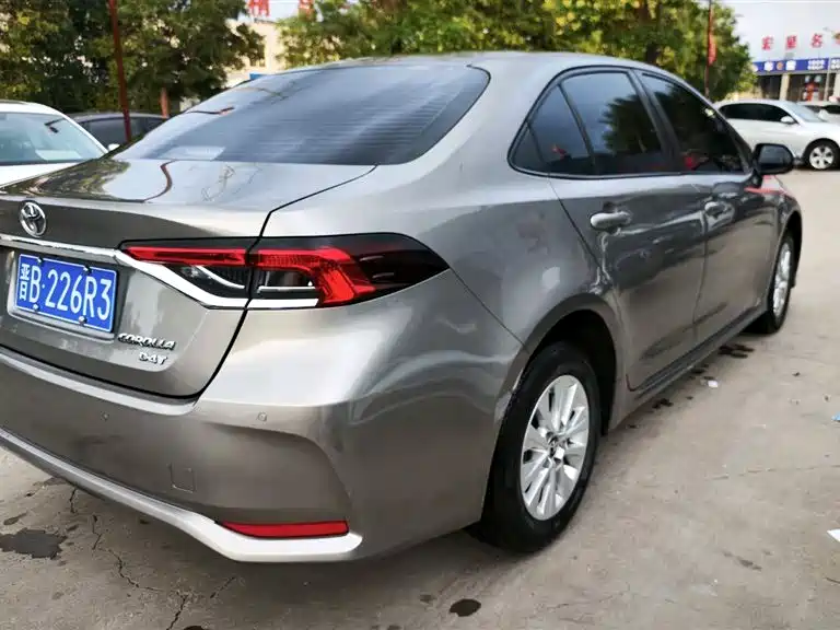 Toyota Corolla 2019 1.2T S-CVT GL-i Elite Edition фото 5