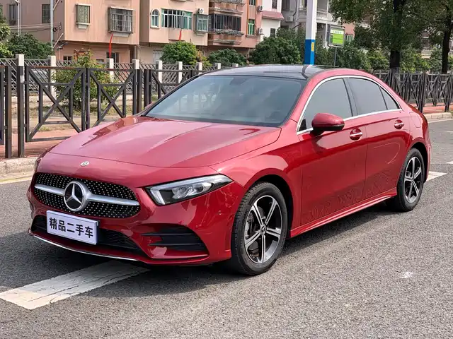 MERCEDES-BENZ CLASS A