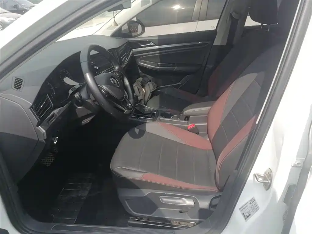 Volkswagen Bora 2020 1.5L Automatic Comfort фото 15