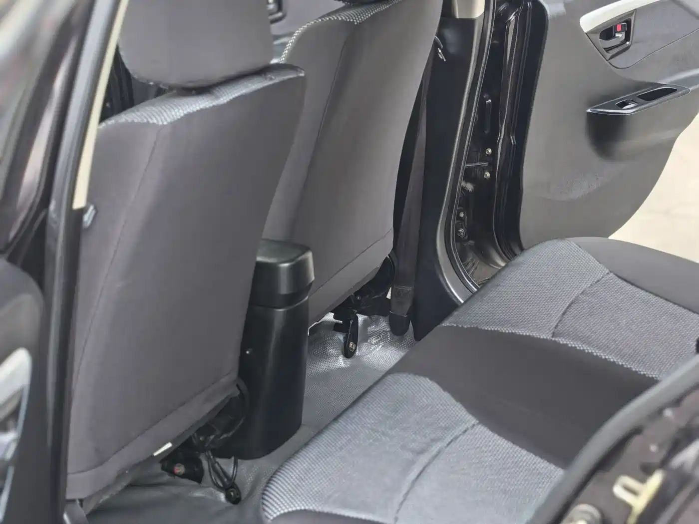 FAW Xiali N7 2013 2013 1.3L Manual Luxury