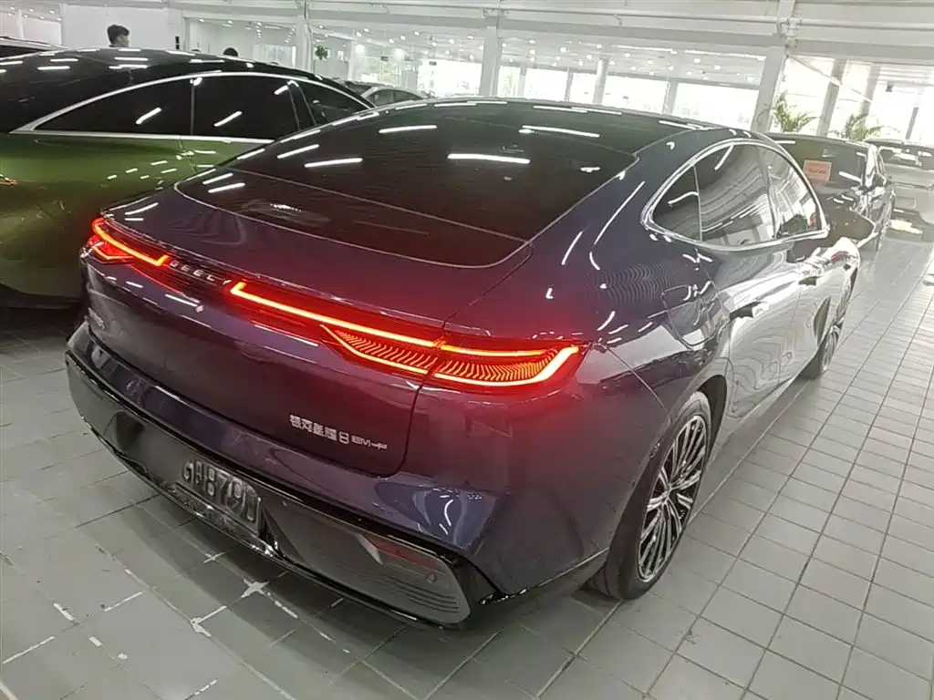 Geely Galaxy Galaxy Xingyao 8 2025 130km EM-P Starship Edition фото 7