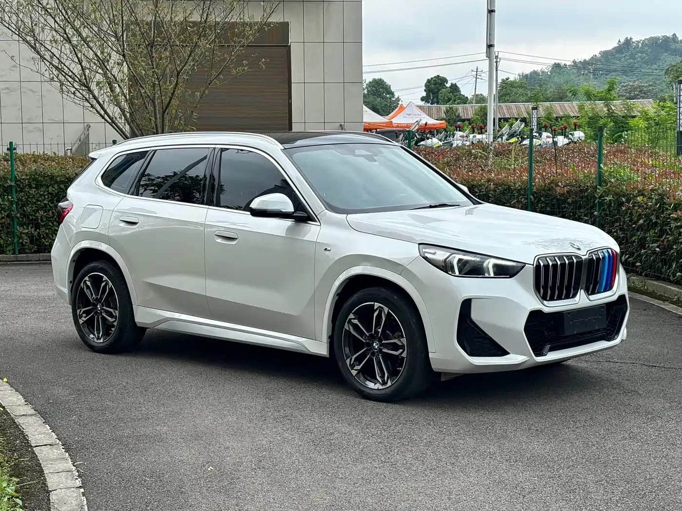 BMW X1 2024 sDrive25Li M Sport Package фото 3