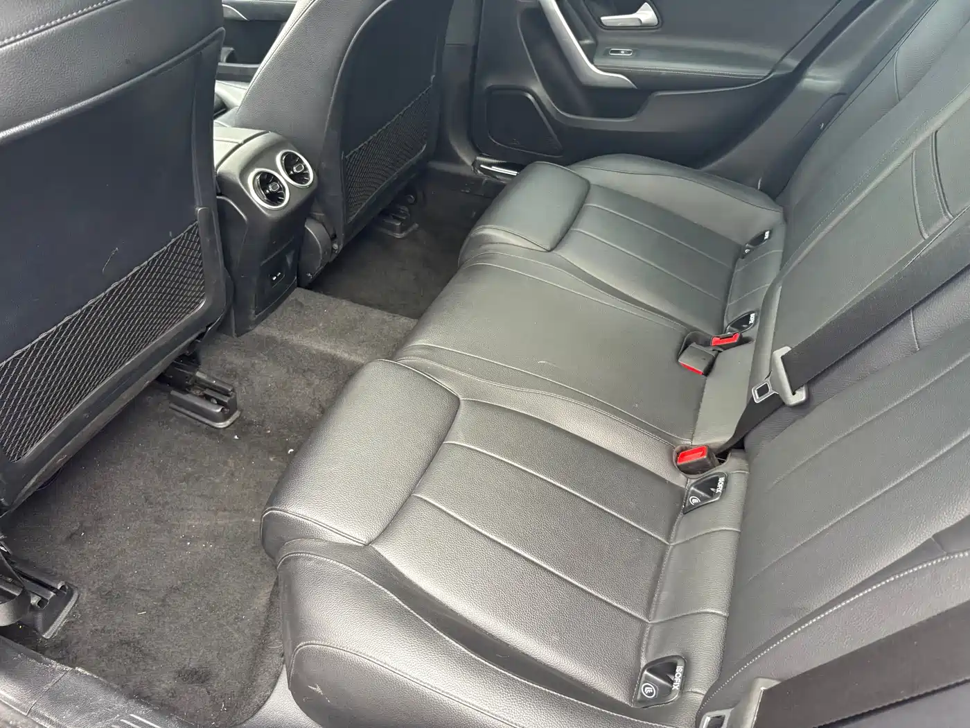 Mercedes-Benz A-Class 2021 A 180 L Sports Sedan фото 9