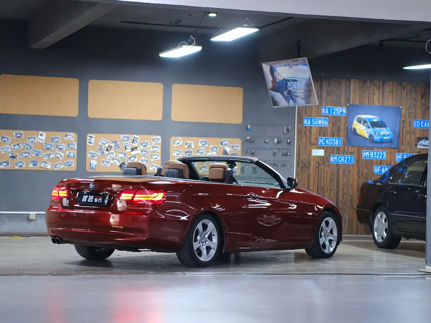 BMW 3 Series (Import) 2011 325i Convertible Coupe фото 2