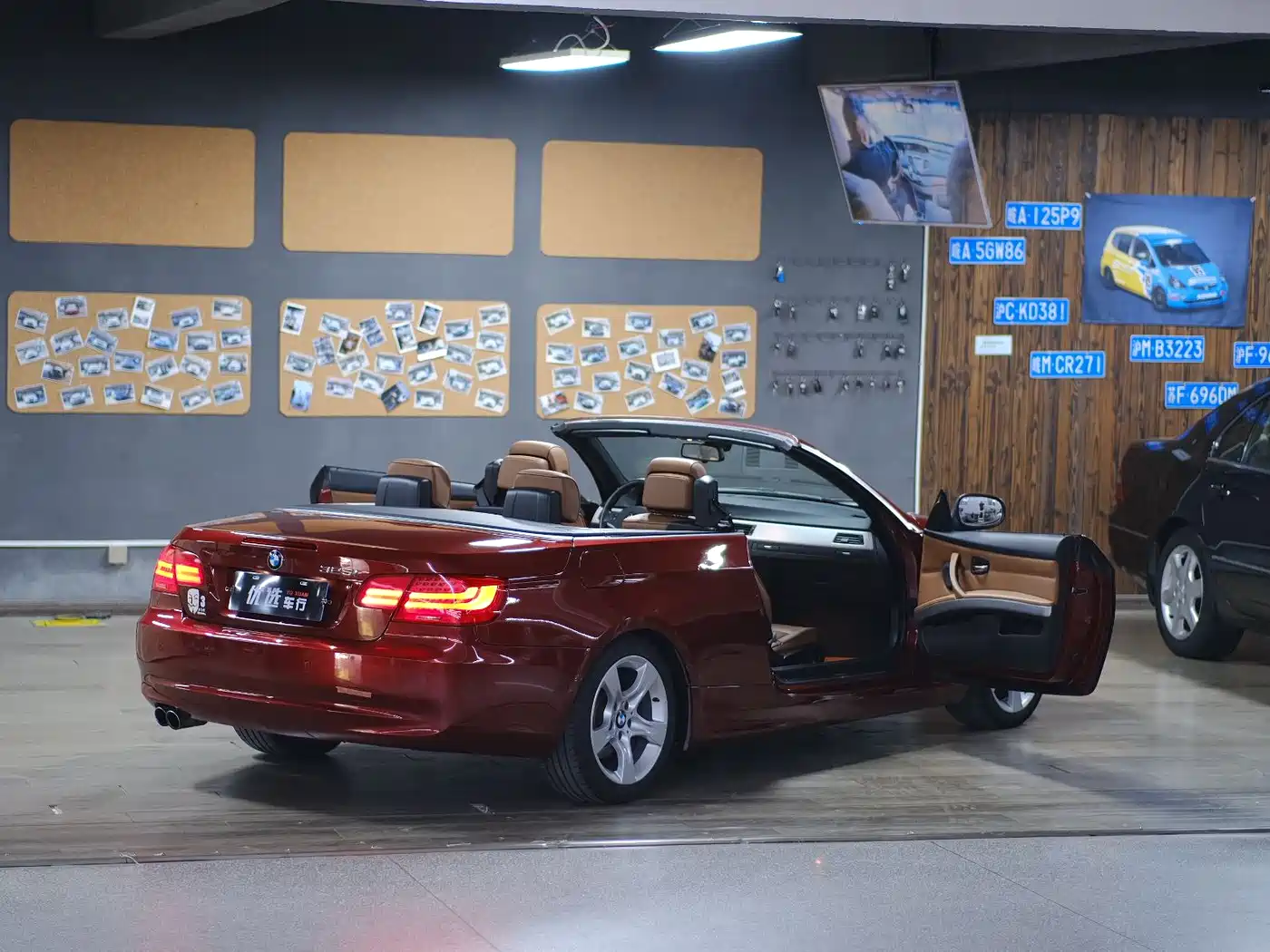 BMW 3 Series (Import) 2011 325i Convertible Coupe фото 11