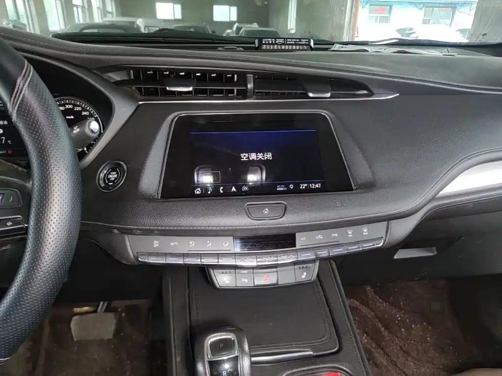 Cadillac XT4 2019 2018 28T FWD Leading Edition