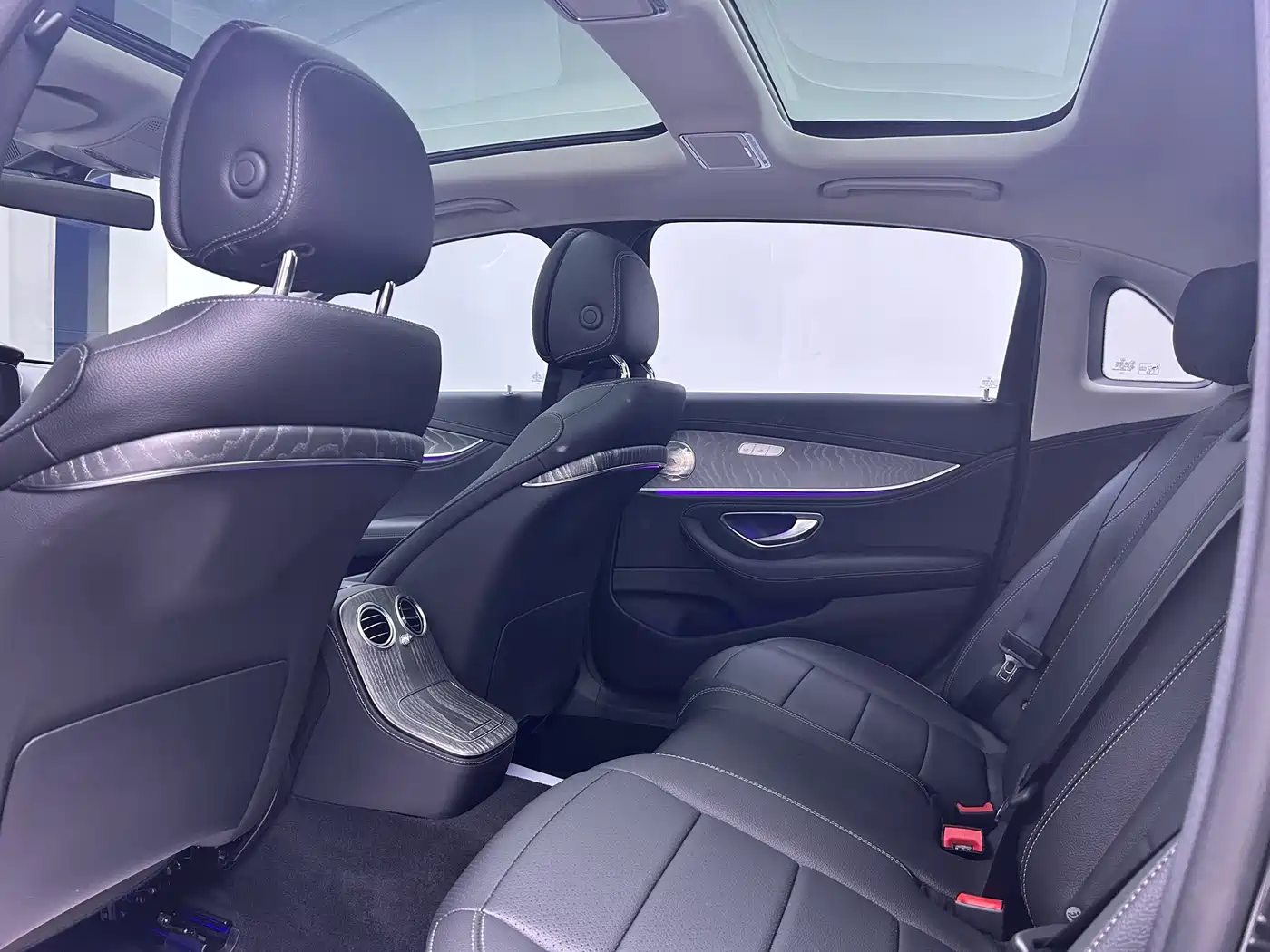 Mercedes-Benz E-Class 2022 Facelift E 300 L Sport Fashion Style фото 6