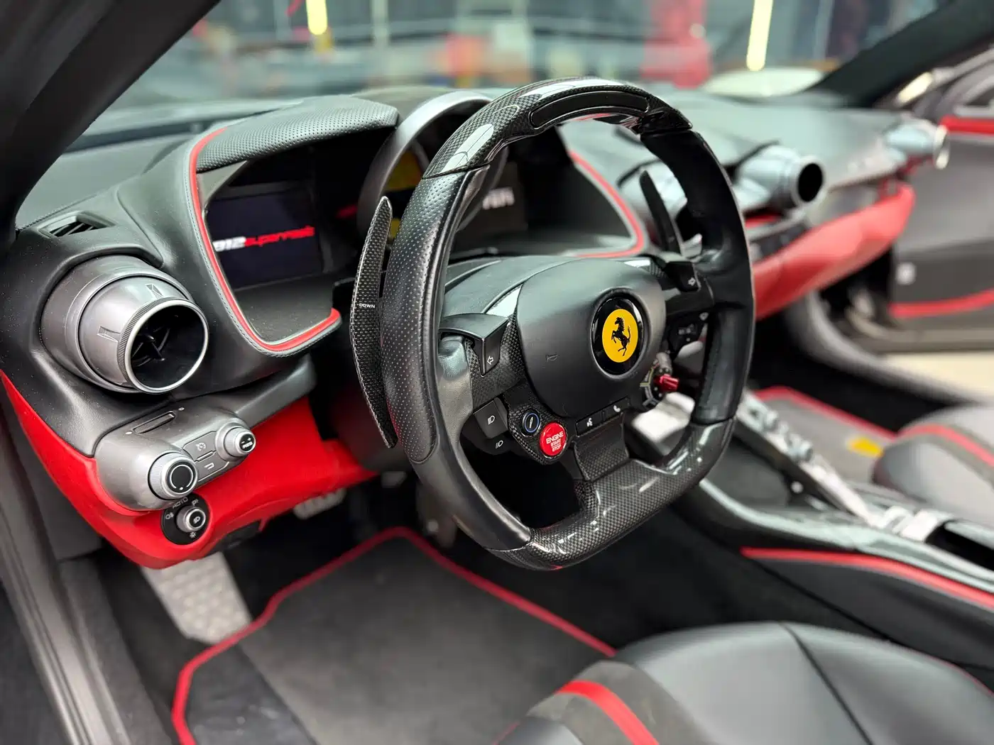 Ferrari 812 2017 6.5L Superfast фото 25