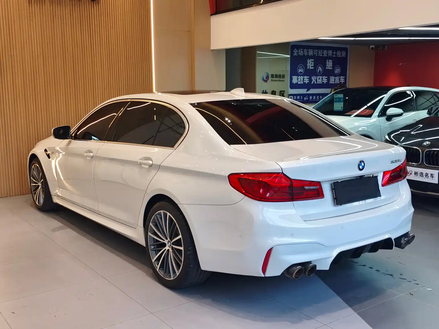 BMW 5 Series 2020 530Li Exclusive M Sport Package фото 19
