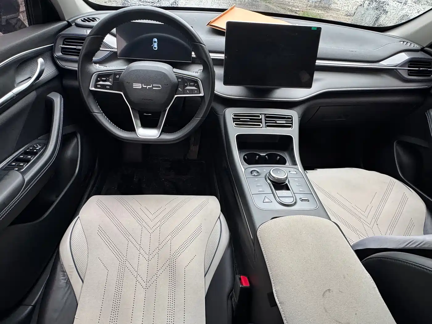 BYD Destroyer 05 2023 Model Champion Edition DM-i 120KM Luxury фото 7