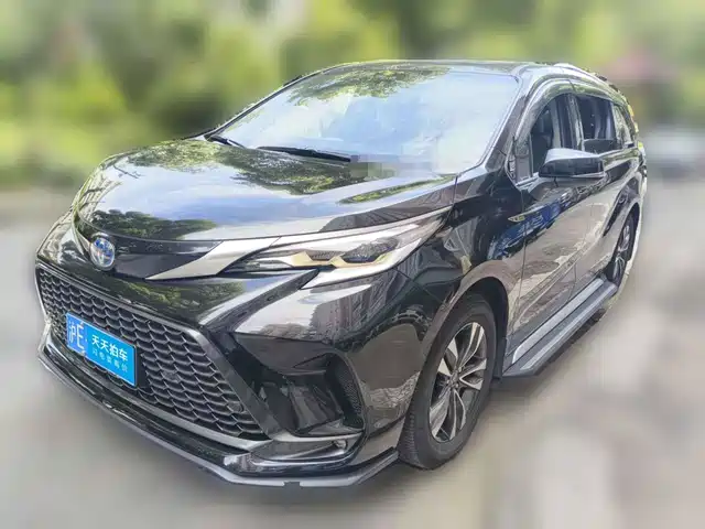 Toyota Granvia 2023