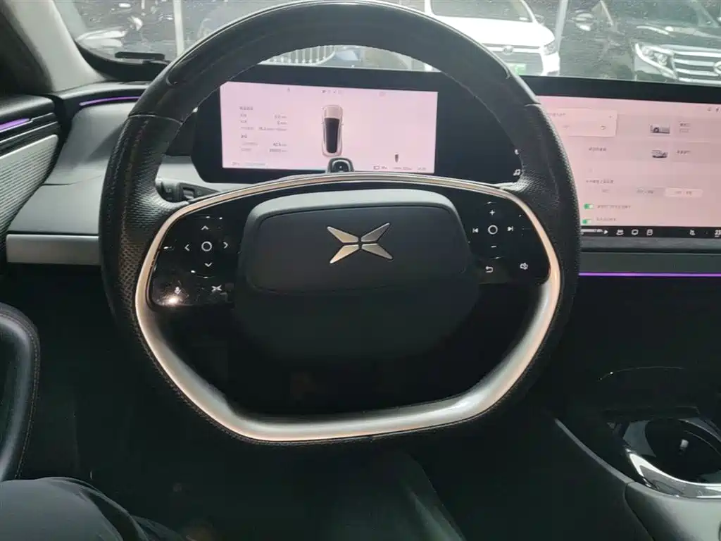 XPeng P7 2022 Model 625E фото 11