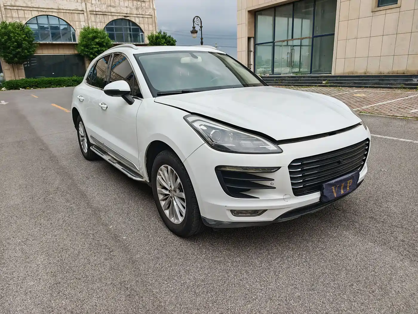 2018 Zotye SR9