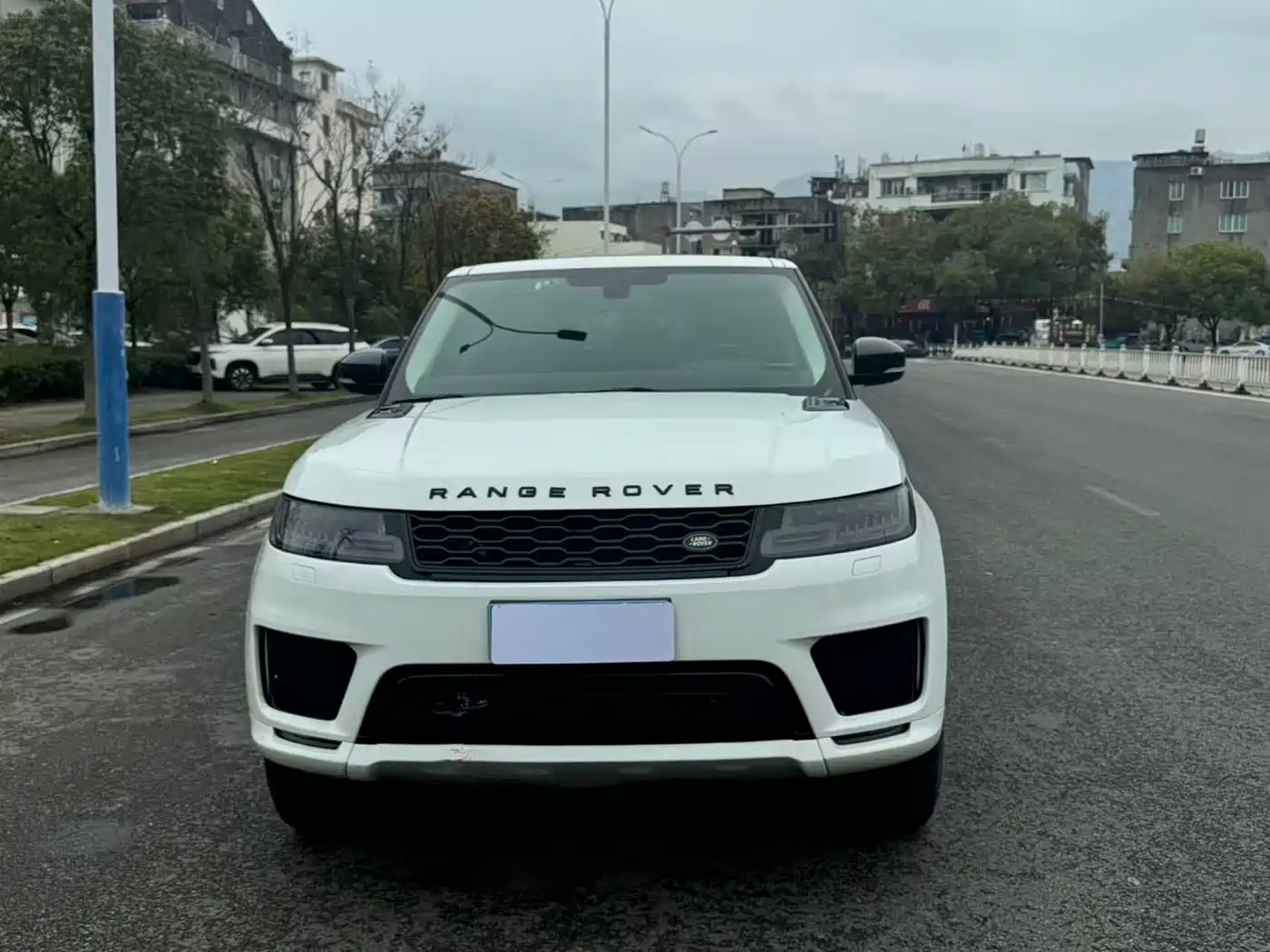 Land Rover Range Rover Sport 2015 3.0 SC V6 HSE фото 2