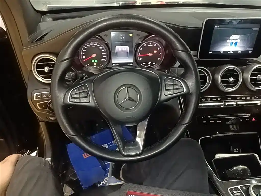 Mercedes-Benz GLC 2019 Facelift GLC 260 L 4MATIC Luxury фото 11