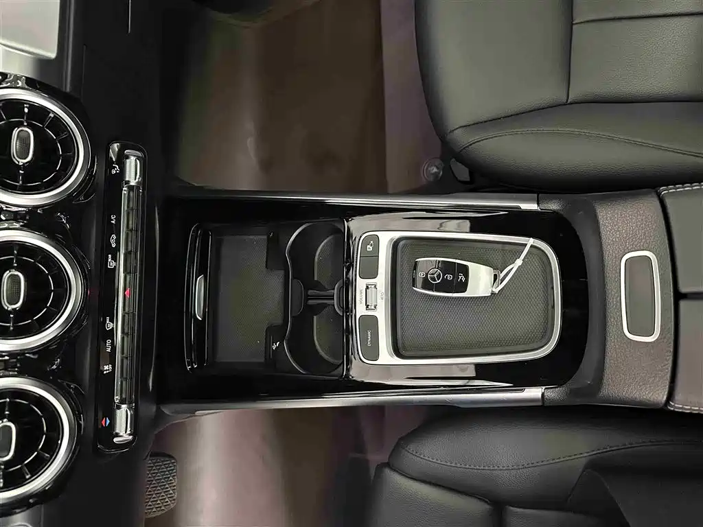 Mercedes-Benz GLB 2024 GLB 200 Dynamic фото 9